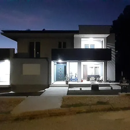 N&p 아파트 소코 반자