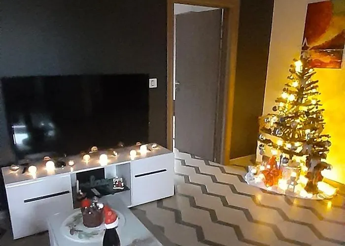 N&p アパート ソコバニャ